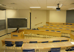 a traditional lecture hall (Wikimedia)